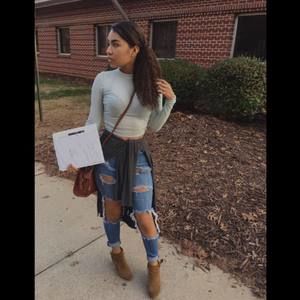 Meet your Posher, Sheila